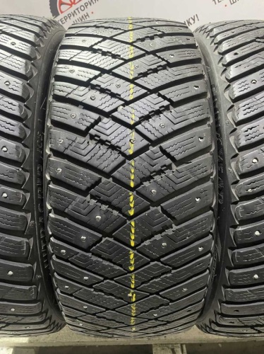 Goodyear Ultragrip Ice Arctic R18 225/45