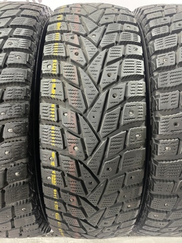 Dunlop Grandtrek Ice 02 R16 215/70