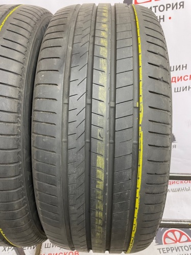 Bridgestone Alenza 001 R22 285/45 H110