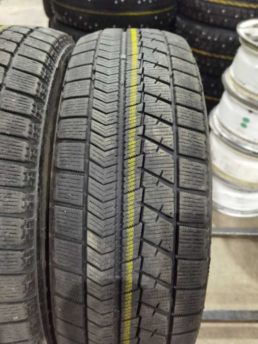 Bridgestone Blizzak VRX R15 185/65