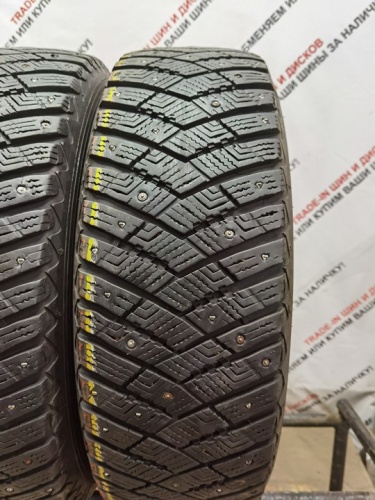 Goodyear Ultragrip Ice  R17 215/65