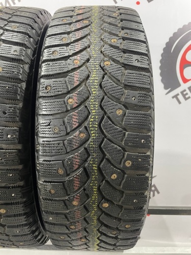 Bridgestone Blizzak Spike-01 R16 205/65