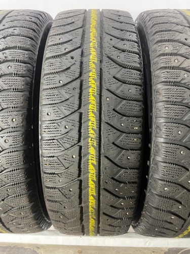 Bridgestone Ice cruiser 7000 R15 185/65