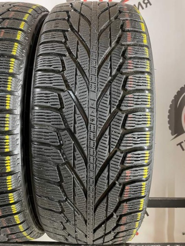 Nokian Hakka R2 SUV R19 235/55
