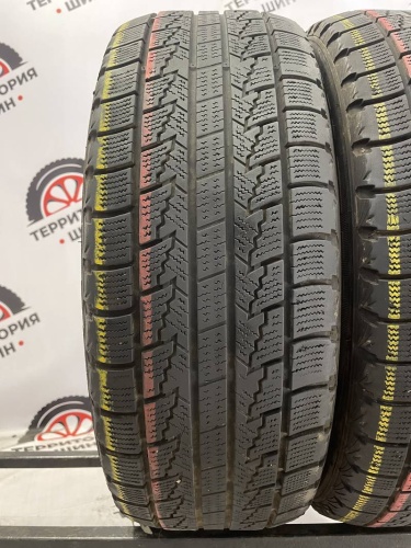 Nexen WinGuard Ice 215/65 R16