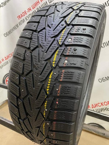 Nokian Nordman 7 R17 215/50