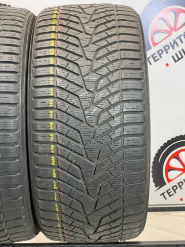 Yokohama BluEarth Winter V905 R19 255/35