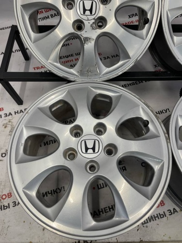 Литые Honda R16 5x114.3 ЦО61 ET55 6J