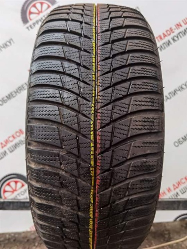 Bridgestone Blizzak LM001 R16 205/55