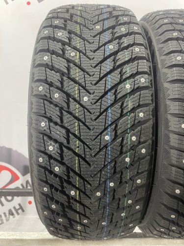 iLink Wintervorhut Stud II R17 215/50