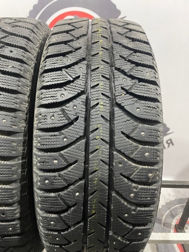 Bridgestone Ice Cruiser 7000S R16 215/60