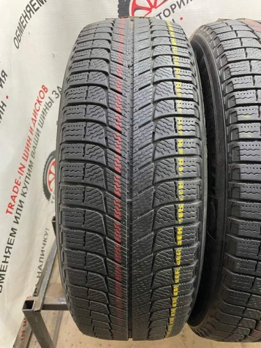 Michelin X-Ice 3 R17 215/65.