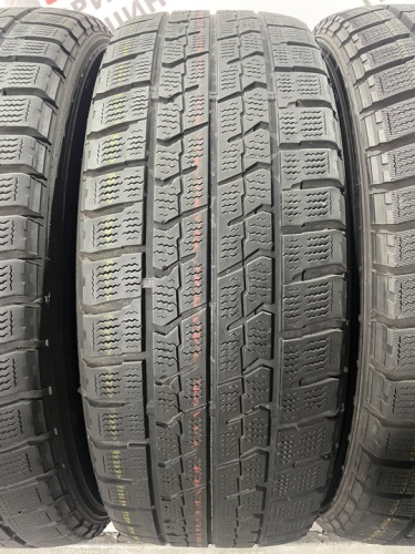 Goodyear Ice Navi Zea2 R16 215/65