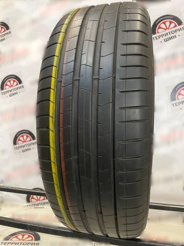 Pirelli P Zero PZ4 R20	225/40