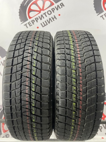 Bridgestone Blizzak DM-V1 R16 215/65