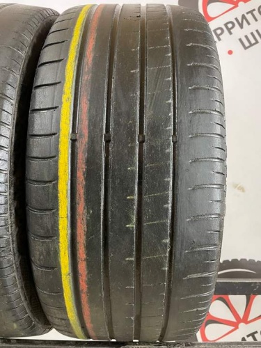 Accelera PHI-R R18 245/45