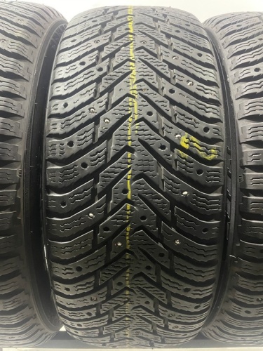 Nokian Tyres Hakkapeliitta 8 R17 225/55