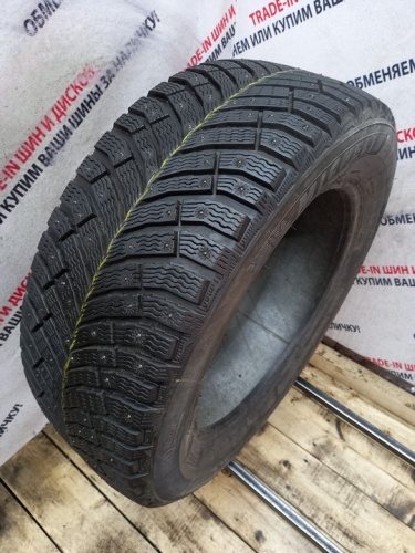 Michelin X-Ice North 4 R17 235/55