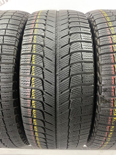 Michelin X-Ice 3 R17 215/45