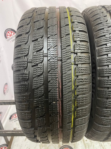 Kumho WinterCraft KW27 R18 245/45 100V