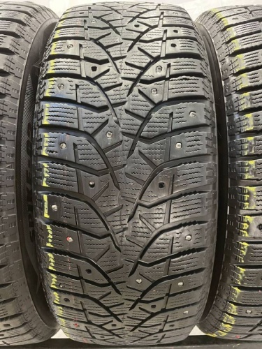 Bridgestone Blizzak Spike-01  R16 205/55