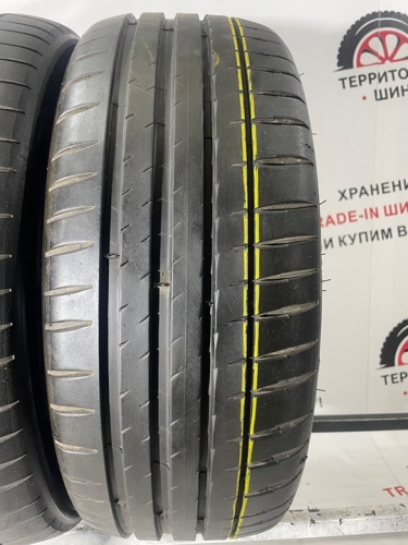Michelin Pilot Sport 4 R19	225/45