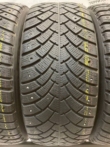 BfGoodrich G-Force Stud  R16	205/55