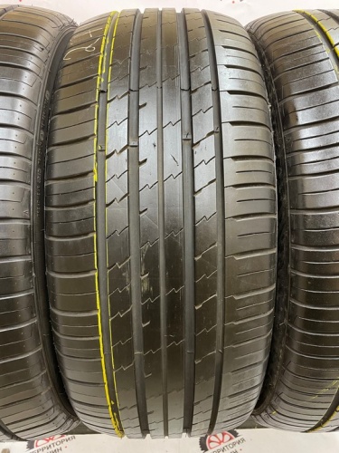 Rotalla Setula S-Race RS01+  R21 275/45 W110