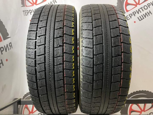 Nitto SN2 R17 235/65