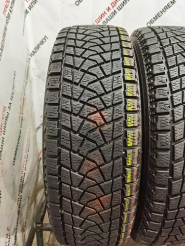 Bridgestone Blizzak DM-Z3 225/70 R17
