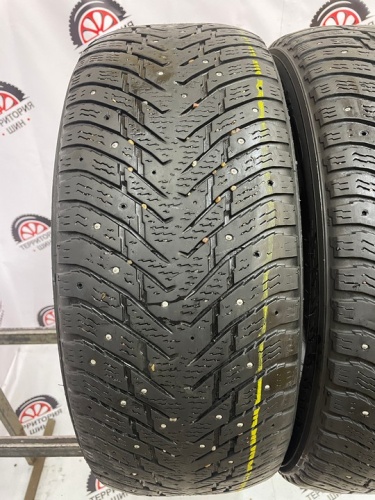 Nokian Hakkalitta 8 R 17 215/55 T98