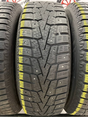 Nexen Winguard WinSpike R16 215/65