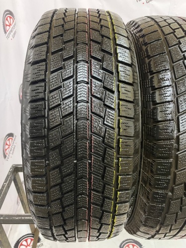 Hankook nordik iz R17 235/60 102T