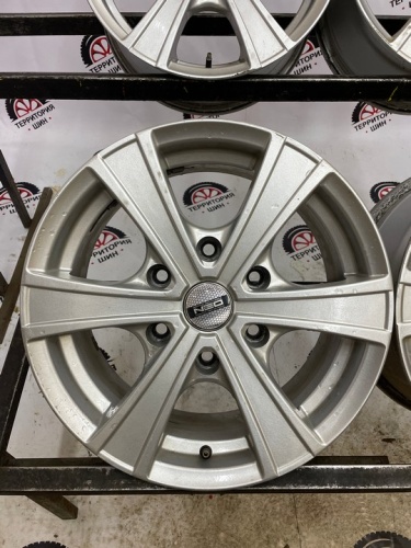 Литые Серые 6х139,7 цо98,5 7J et39 R16