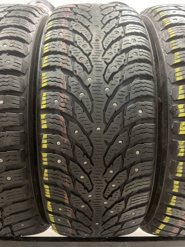 Nokian Tyres Hakkapeliitta 9 SUV  R17 225/60
