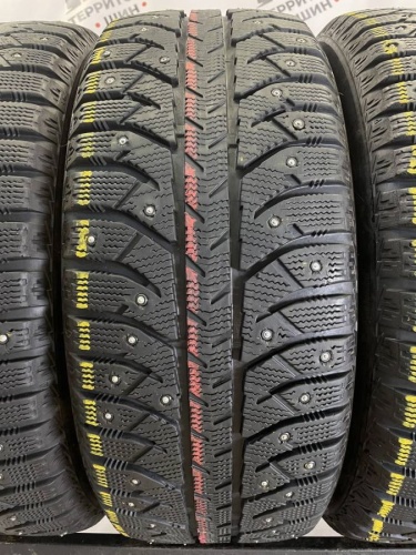 Bridgestone Ice Cruiser 7000s  235/55 R17