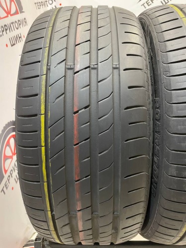 Roadstone N'Fera SU1 R19	245/40