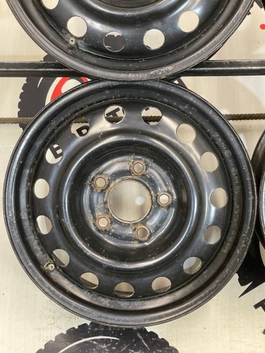 Штампы R15 5*114,3 6J ET 52,5 ЦО 67,1