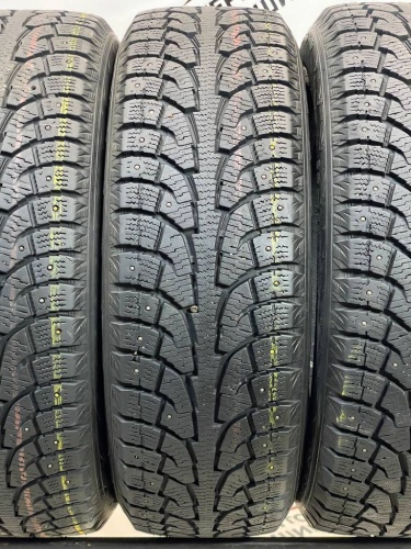 Hankook I'Pike RW11 R17	215/60