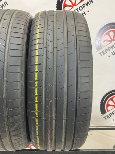 RoyalBlack Royal Explorer II R19 245/45