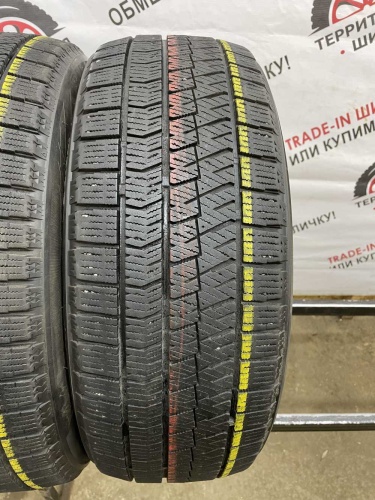 Bridgestone Blizzak VRX2 205/45 R17 84Q