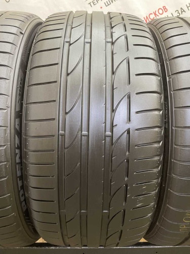 Bridgestone Potenza S001 235/35 R19 96Y