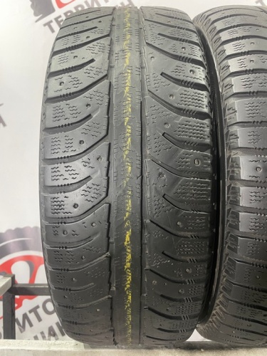 Bridgestone Ice Cruiser 7000 R16 205/60
