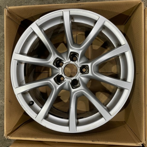Диски Литые Audi Original R18 5x112 et39 66.5 8j