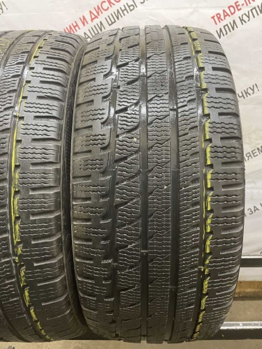 Kumho i*Zen KW27 R19 245/45 102V