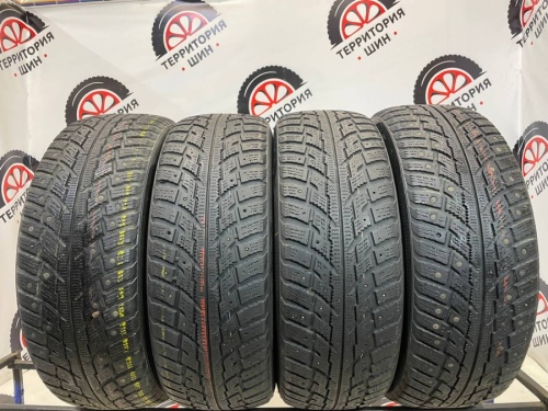 Kumho I'Zen RV Stud KC16 R17	225/65