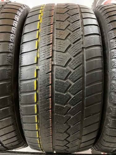 Sunfull SF-982 R18 245/45.