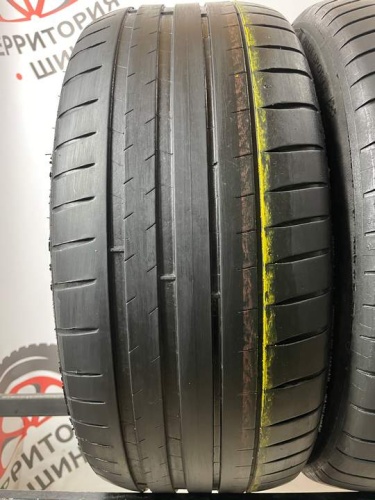 Michelin Pilot Sport 4 R17 225/45