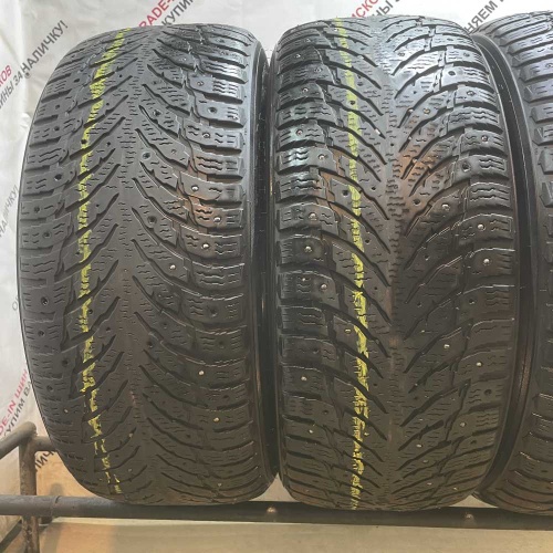 Nokian Tyres Hakkapeliitta 9 R17 235/55