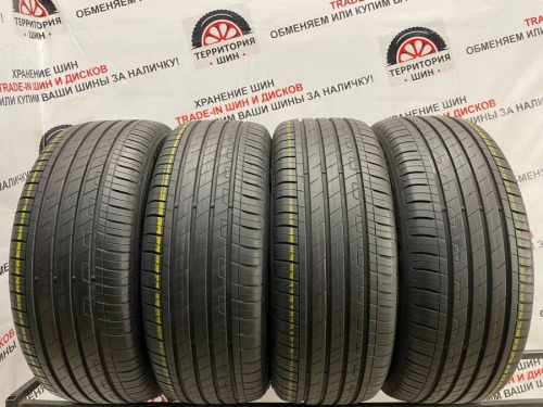 Goodyear EfficientGrip Performance R17	215/55